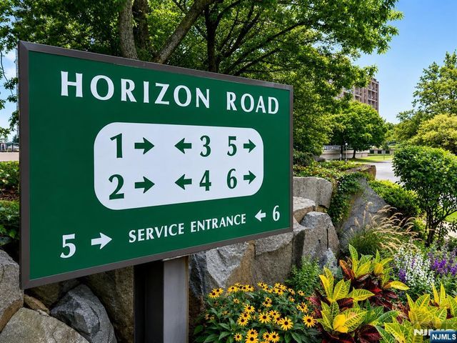 6 Horizon Road 1904, Fort Lee, NJ 07024