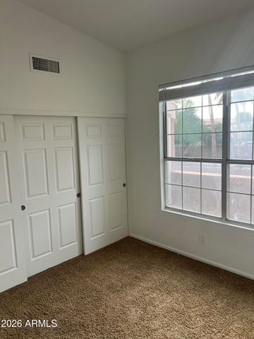 15858 S 33RD Place, Phoenix, AZ 85048