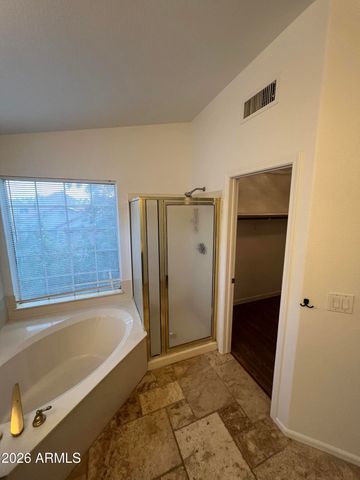 15858 S 33RD Place, Phoenix, AZ 85048