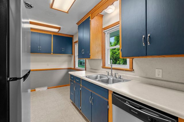 1328 Kilmer Avenue, Saint Louis Park, MN 55426