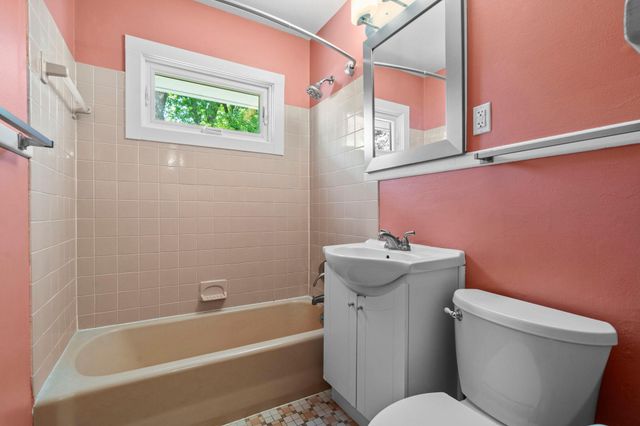 1328 Kilmer Avenue, Saint Louis Park, MN 55426
