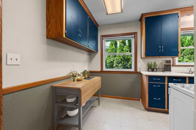 1328 Kilmer Avenue, Saint Louis Park, MN 55426