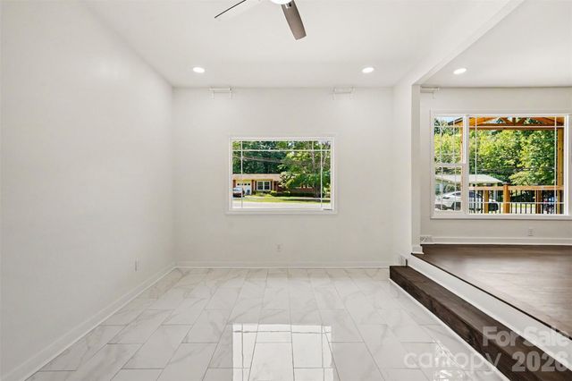 4219 Tipperary Place, Charlotte, NC 28215