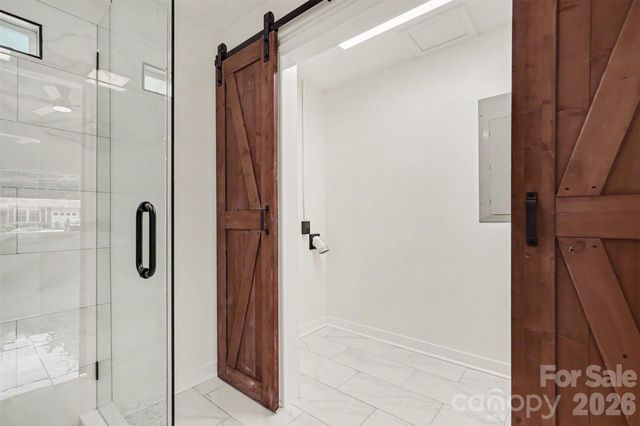 4219 Tipperary Place, Charlotte, NC 28215