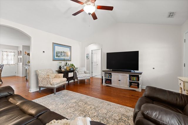61 Hatfield Drive, Ringgold, GA 30736