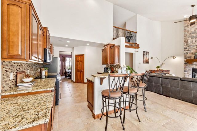 N64W28064 Forest Ridge CIRCLE, Sussex, WI 53089