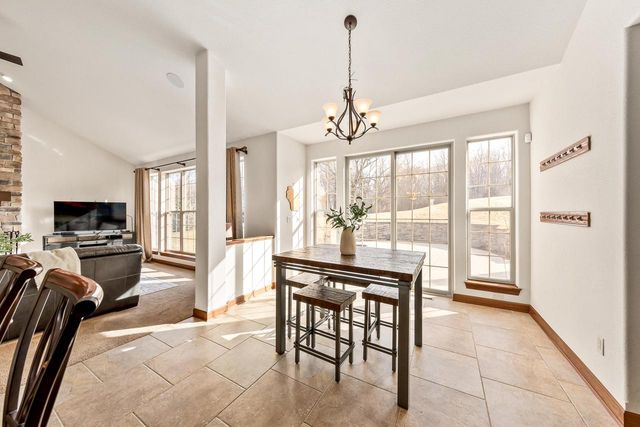 N64W28064 Forest Ridge CIRCLE, Sussex, WI 53089