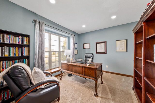 N64W28064 Forest Ridge CIRCLE, Sussex, WI 53089