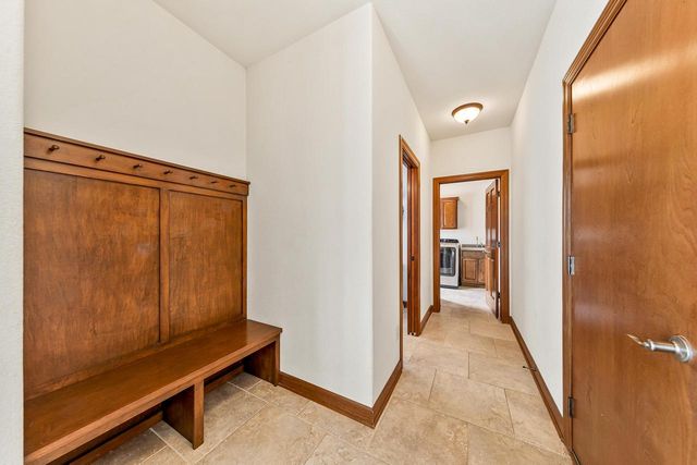 N64W28064 Forest Ridge CIRCLE, Sussex, WI 53089