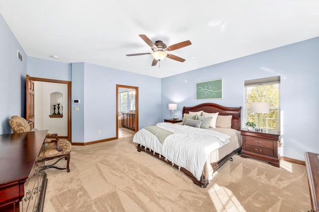 N64W28064 Forest Ridge CIRCLE, Sussex, WI 53089