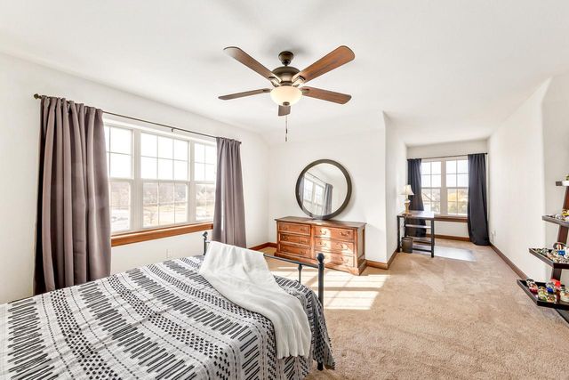 N64W28064 Forest Ridge CIRCLE, Sussex, WI 53089