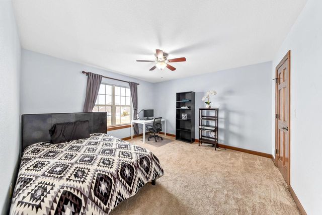 N64W28064 Forest Ridge CIRCLE, Sussex, WI 53089