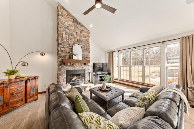 N64W28064 Forest Ridge CIRCLE, Sussex, WI 53089