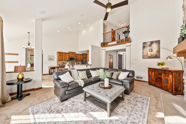 N64W28064 Forest Ridge CIRCLE, Sussex, WI 53089