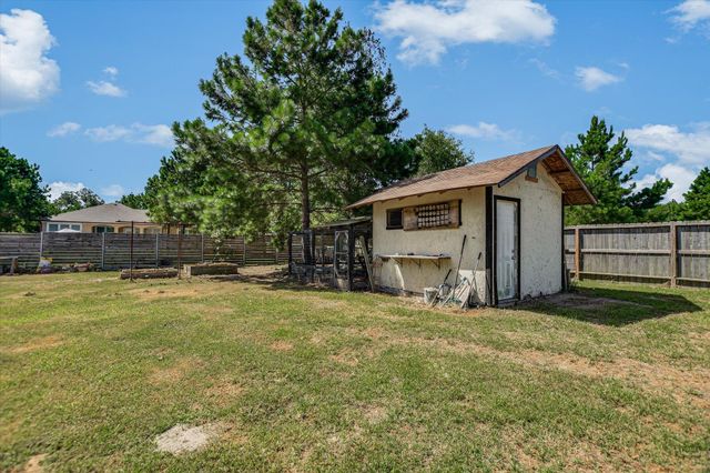 218 Cardinal LOOP, Paige, TX 78659