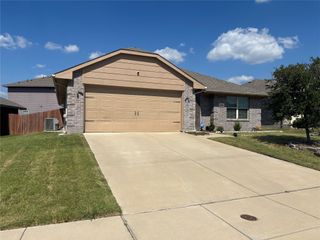 2006 Yale Street, Farmersville, TX 75442