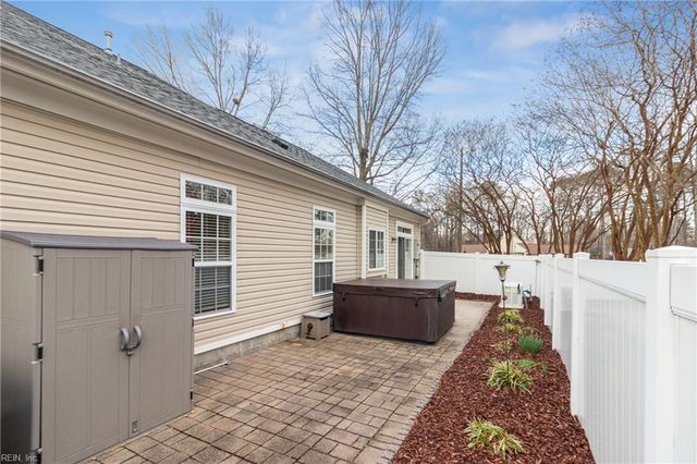 809 Mason CT, Chesapeake, VA 23320