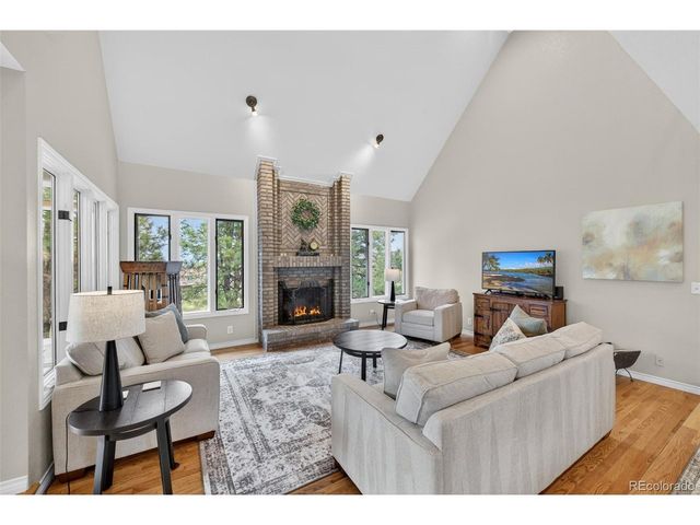 5 Catamount Ln, Littleton, CO 80127