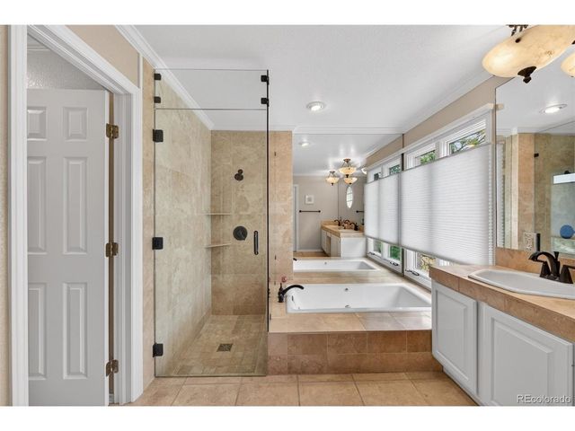 5 Catamount Ln, Littleton, CO 80127