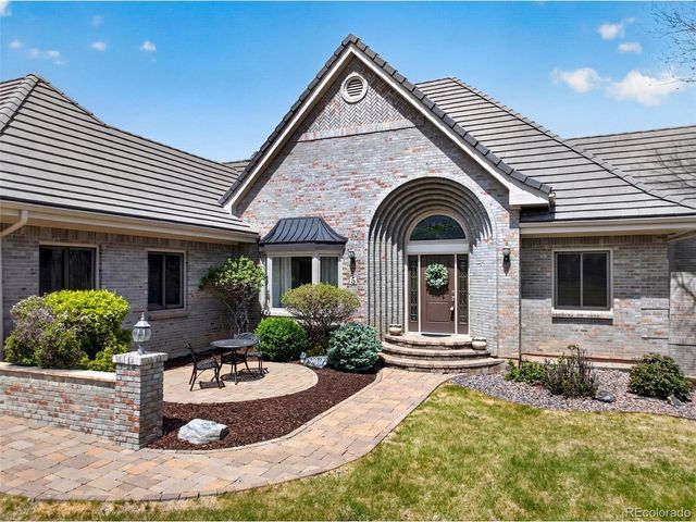 5 Catamount Ln, Littleton, CO 80127
