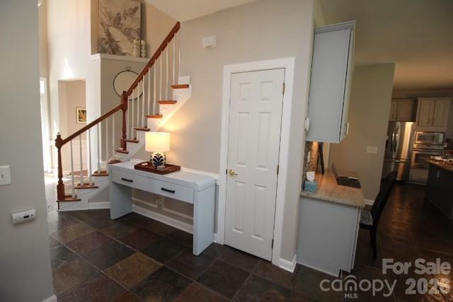 4600 Hanging Ivy Drive, Charlotte, NC 28215