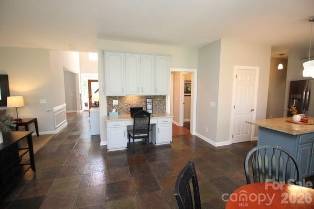 4600 Hanging Ivy Drive, Charlotte, NC 28215