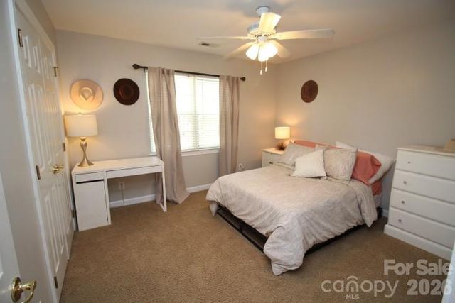 4600 Hanging Ivy Drive, Charlotte, NC 28215