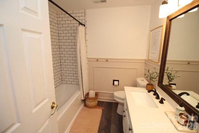 4600 Hanging Ivy Drive, Charlotte, NC 28215