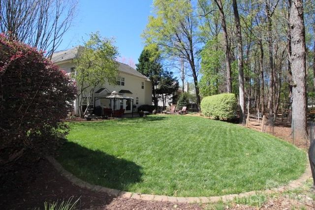 4600 Hanging Ivy Drive, Charlotte, NC 28215