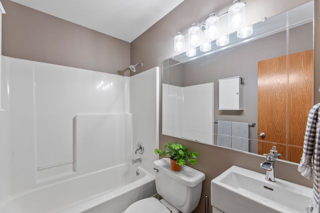 409 N Jaax St, Wichita, KS 67235