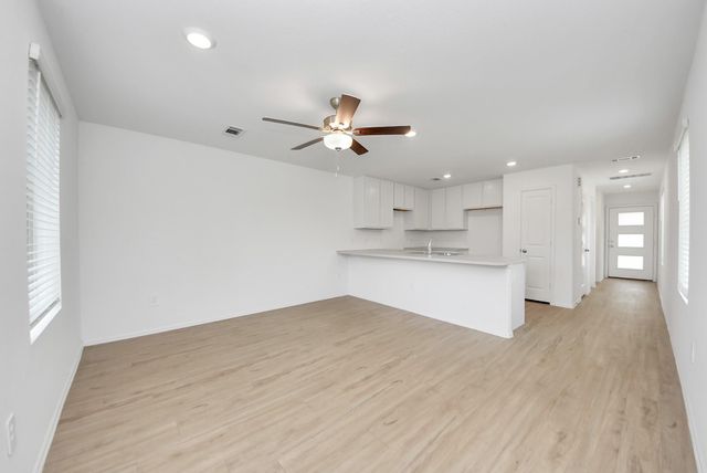 614 Road 5203, Cleveland, TX 77327