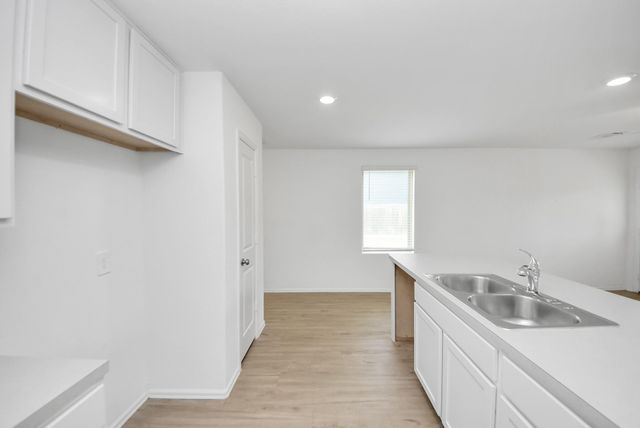 614 Road 5203, Cleveland, TX 77327