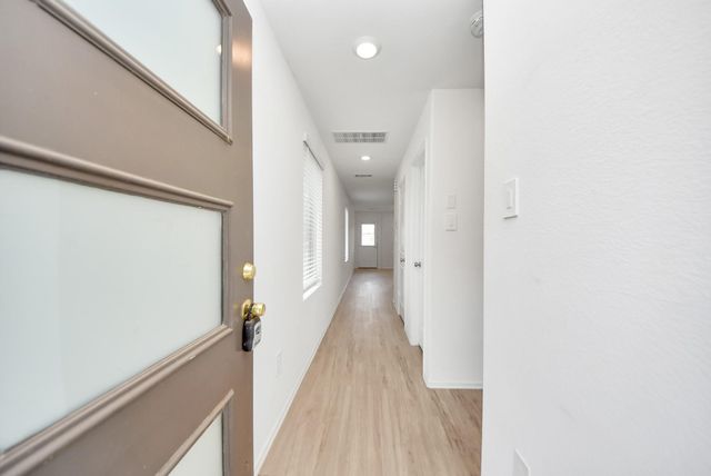 614 Road 5203, Cleveland, TX 77327