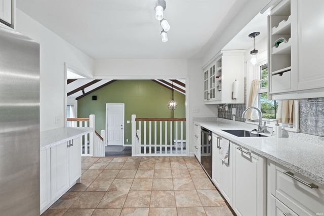 3005 W Moore Road, Muncie, IN 47304
