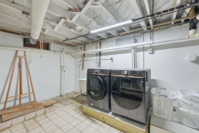 3005 W Moore Road, Muncie, IN 47304