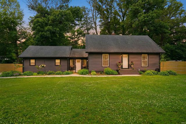 3005 W Moore Road, Muncie, IN 47304