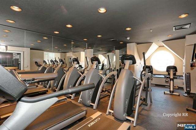 600 Harbor Boulevard 0928, Weehawken, NJ 07086