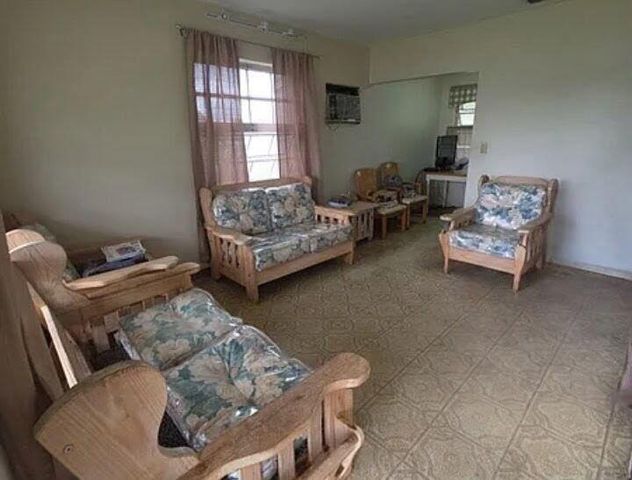 3555 NW 95th Street, Miami, FL 33147