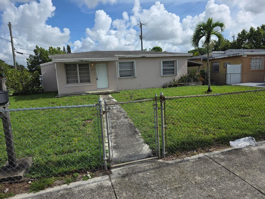 3555 NW 95th Street, Miami, FL 33147