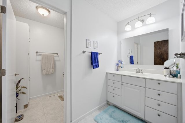 1451 23rd Street S, Fargo, ND 58103