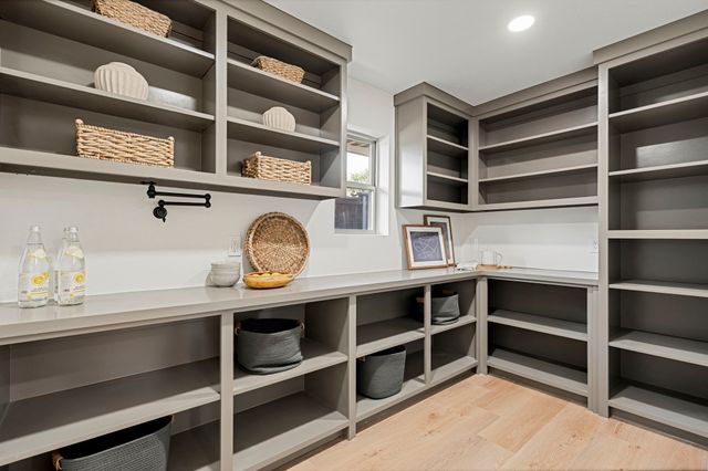 9376 Briarhurst Drive, Dallas, TX 75243