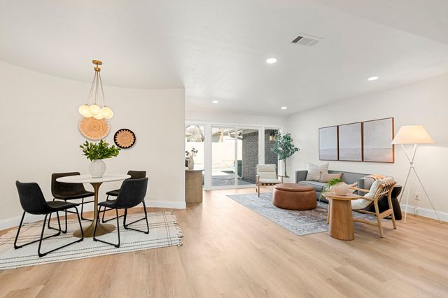 9376 Briarhurst Drive, Dallas, TX 75243