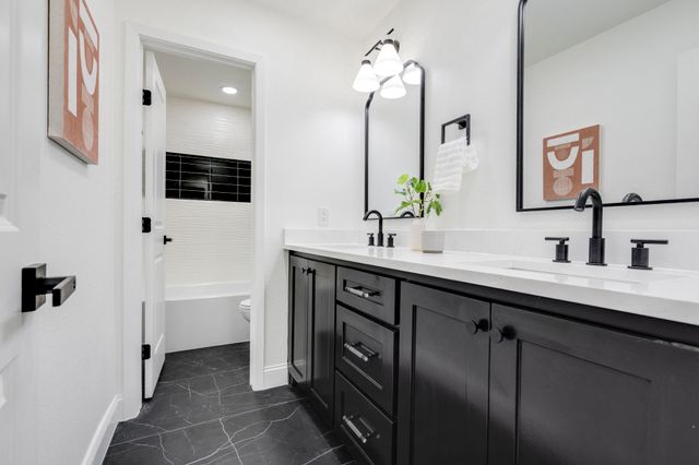 9376 Briarhurst Drive, Dallas, TX 75243