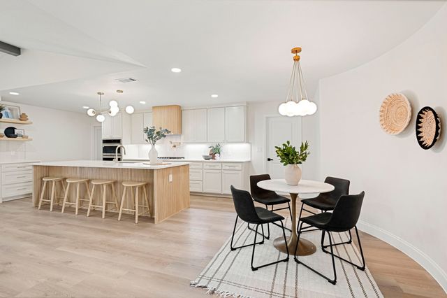 9376 Briarhurst Drive, Dallas, TX 75243