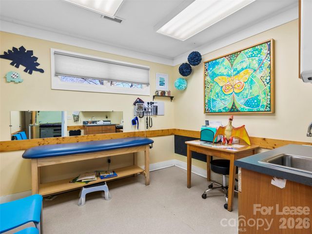 157 Medical Park Drive, Brevard, NC 28712