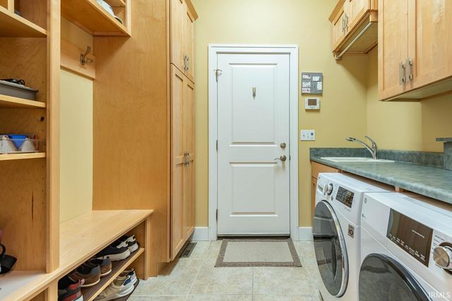 3125 E Wyndam Court, Bloomington, IN 47401
