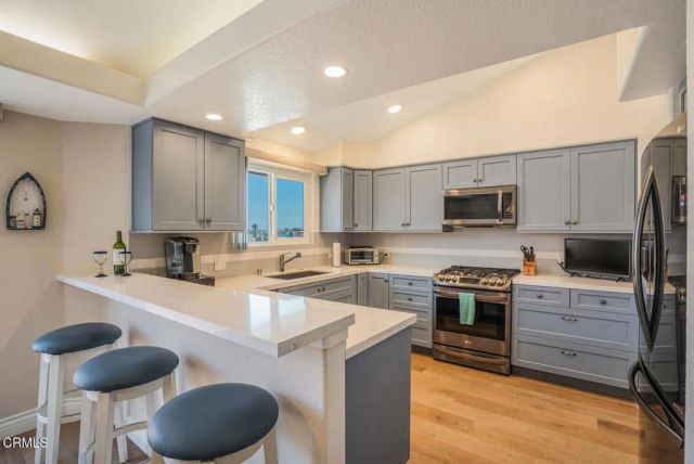 1130 Mandalay Beach Road, Oxnard, CA 93035