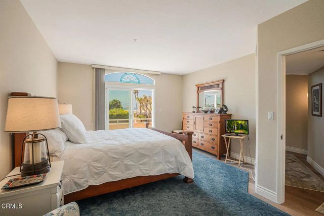 1130 Mandalay Beach Road, Oxnard, CA 93035