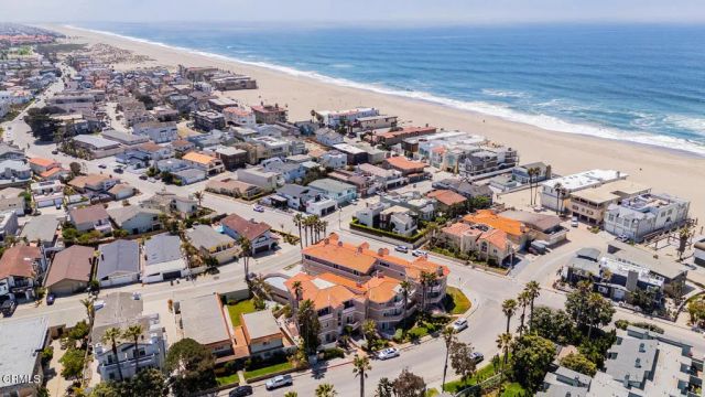 1130 Mandalay Beach Road, Oxnard, CA 93035