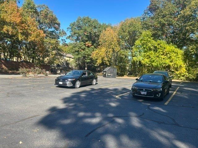 61 Shea Street 14, Lowell, MA 01854